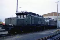 194 195 im Bw Nürnberg Rbf, 30.12.1987