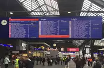 Anzeige in Zürich HB mit Verspätungen aufgrund Unwetter, bzw. Sturm  Burglind , 03. Jan. 2018, 15:02.
Die Fahrzeit Biel-Mett via Biel/Bienne nach Zürich HB dauerte fast doppelt so lange wie sonst üblich...