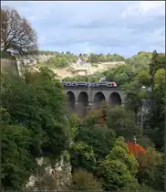 Viel Grün -

Blick von der Passerelle (Alte Brücke) in Luxemburg auf das Pulvermühlenviadukt.

03.10.2017 (M)