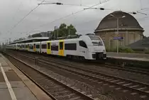 460 016-9 und 460 014-4 erreichen am 2.7.2017 als RB26 (RB25426) von Mainz Hauptbahnhof nach 
Köln Messe/Deutz den Zielbahnhof. 