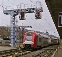 . CFL Z 2219 f�hrt aus Richtung Rodange in den Endbahnhof Longwy (F) ein.   08.01.2018  (Hans)