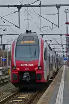 . Seit dem Fahrplanwechsel besteht eine regelm��ige Verbindung von Rodange nach Troisvierges. Am  08.01.2018 steht CFL KISS Z2310 in Rodange bereit um diese Strecke zu bedienen. Die Strecke f�hrt �ber Esch Alzette – Luxemburg – Ettelbr�ck nach Troisvierges. Die Fahrdauer betr�gt etwas mehr als zwei Stunden.  (Hans)