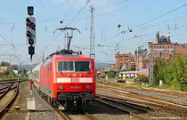 120123 schiebt ihren verspäteten IC aus dem Bahnhof Bamberg..... Foto vom 22.09.2017