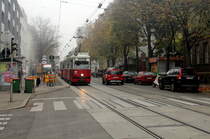Wien Wiener Linien SL 49 (E1 4539 (Bomardier-Rotax 1974)) XIV, Penzing, Hütteldorfer Straße (Hst. Hütteldorfer Straße / Lützowgasse) am 20. Oktober 2017.