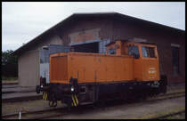 Rangierlok 312220 ex DR 102 am 18.6.1992 im BW Bad Doberan.