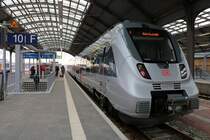 1442 162 (Bombardier Talent 2) der S-Bahn Mitteldeutschland (MDSB II | DB Regio Südost) als S 37919 (S9) nach Eilenburg steht in ihrem Startbahnhof Halle(Saale)Hbf auf Gleis 10 E-G. [27.12.2017 | 14:23 Uhr]