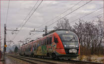 SŽ 312-120 fährt durch Maribor-Tabor Richtung Dobova. /13.12.2017