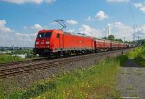 Am 02.06.2016 fährt die 185213 mit einem Umleiter Gz am Stadtblick Hof vorbei Richtung Sachsen. Auch diese Stelle hätte ich früher kennen sollen....