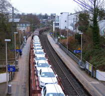 Ein Blick auf einen Güterzug  aus Muizen(B) nach Köln-Gremerg(D) .
Aufgenommen von der Brücke in Aachen-Schanz. 
Am Morgen vom 23.1.2018.