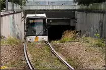 Nach der Strom-Unterfahrung -

... erreicht eine Tram das Tageslicht auf der Westseite der Schelde in Antwerpen.

24.06.2017 (M)