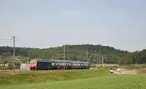 Eine DPZ-Komposition als S9 in typischer Landschaft des Zürcher Unterlandes. 30.08.2017 bei Rafz