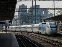 Einiges los im Bahnhof Seoul Station. Hier der KTX 403, 28.01.2018.