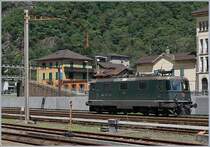 Die zwischenzeitlich ziemlich bekannte SBB Re 4/4 II 11161 wartet in Bodio auf der Dampfzug nach Bellinzona.

28. Juli 2016