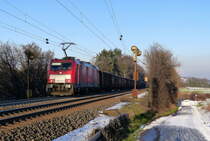186 338-0  DB-Schenker  kommt aus Richtung Aachen-West und fährt die Gemmenicher-Rampe hochgefahren mit einem Schrottzug aus Köln-Kalk(D) nach Genk-Goederen(B) und fährt in Richtung Gemmenicher-Tunnel,Botzelaer(B),Gemmenich(B),Nouvelaer(B),Moresnet(B),Moresnet-Chapelle(B),Montzen(B). 
Aufgenommen an der Montzenroute am Gemmenicher-Weg.
Bei Sonnenschein und Schnee am Kalten Nachmittag vom 8.2.2018. 