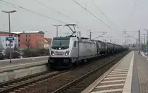 Am 10.02.18 führte 187 073 einen Kesselwagenzug durch Bitterfeld Richtung Wittenberg.