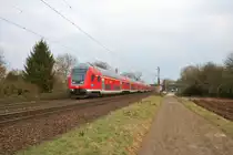 DB Regio Doppelstockwagenzug als RE55 nach Frankfurt bei Maintal Ost am 20.02.18