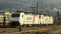 91 80 6186 903-1 D-XRAIL und 91 80 6186 904-9 D-XRAIL im Badischen Bahnhof Richtung Güterbahnhof Weil. Das ist nun an sich nichts Besonderes, wenn da nicht der Sonnenuntergang gewesen wäre.
Basel am 16.02.2018