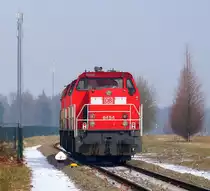 Ein Nachschuss von drei 64er alle drei Von DB-Schenker und fuhren als Lokzug aus  Geleen-Lutterade(NL) nach Sittard(NL) und fahren in Richtung Sittard(NL).
Aufgenommen in Geleen-Lutterade(NL).
Bei Sonnenschein und Schnee am Kalten Mittag vom 3.3.2018.