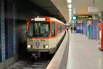 VGF Düwag Pt Wagen 148 bei einer Sonderfahrt in Frankfurter U-Bahn Tunnel an der Haltestelle Seckbacher Landstraße am 04.03.18. Also Straßenbahn im U-Bahn Tunnel