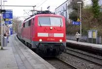 111 118-6 DB kommt mit dem RE4 von Dortmund-HBf nach Aachen-Hbf und kommt aus Richtung Rheydt,Wickrath,Beckrath,Herrath,Erkelenz,Baal,Hückelhoven-Baal,Brachelen,,Lindern,Süggerath,Geilenkirchen,Frelenberg,Zweibrüggen,Übach-Palenberg,Rimburg,Finkenrath,Hofstadt,Herzogenrath, Kohlscheid,Richterich,Laurensberg,Aachen-West und fährt in Aachen-Schanz ein und hält in Aachen-Schanz und fährt dann weiter in Richtung Aachen-Hbf. 
Aufgenommen vom Bahnsteig von Aachen-Schanz. 
Bei Wolken am Morgen vom 6.3.2018. 