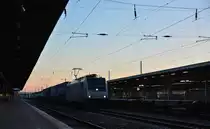 E 186 275-4 fährt durch den Bahnhof Berlin Schöneberg Flughafen.

Berlin Schönefeld 08.01.2018