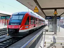 648 811 als RB nach Simmelsdorf - Hüttenbach steht im Bahnhof von Nürnberg am 22. Februar 2018.

