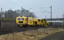 99 80 9124 006-4 H. F. Wiebe, Plasser & Theurer 08-275 Unimat 3SY Universal-Stopfmaschine kommend aus Richtung Hamburg. Höhe Bardowick, 13.03.2018