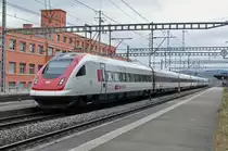 ICN 500 016  Alice Rivaz  durchfährt den Bahnhof Muttenz. Die Aufnahme stammt vom 09.03.2018.