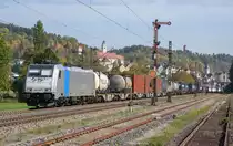 186 294 mit dem DGS 40049, Rotterdam Waalhaven - Novara Boschetto,in Richtung Singen bei Horb am Neckar.(30.9.2017).