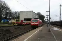 Die 120 206-8 der DB Regio NRW kommt aus Richtung Mönchengladbach durch Aachen-West weiter nach Aachen HBF.

16.03.2018
Aachen-West