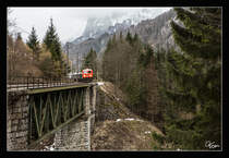 1141.21 der ÖGEG fährt mit dem SR 14486 von Eisenerz nach Admont durch das Gesäuse und das Erzbachtal. 
Ennsbrücke Krumau 17.03.2018