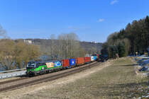 193 232 mit DGS 41968 am 20.03.2018 bei Pleinting. 