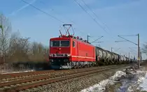 250 247 der LEG führt am 19.03.18 einen Kesselwagenzug, welchen sie in Bitterfeld übernommen hatte, durch Greppin Richtung Dessau.