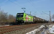 187 505 der HSL schleppte am 19.03.18 einen Kesselwagenzug durch Greppin Richtung Dessau.
