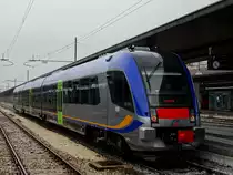 Triebzug ATR 220  Tr 037-A im Bahnhof Venezia Santa Lucia, 28.03.2018.