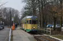 Berlin, Schöneicher Straße. Duewag GT6ZR #47 wartet auf Abfahrt von der Haltestelle S Friedrichshagen. Die Aufnahme stammt vom 15.02.2018. 