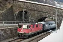 Gotthard-Pararellfahrt: Die BR 01 202 des Vereins Pacifics 01 202 war am 20. März 2018 mit einem langem Dampfzug und die ETCS-2-taugliche SBB Re 420 325-3 am Zugschluss, zwischen Airolo und Ambrì-Piotta auf der Gotthard-Südrampe .

Die C 5/6 2969 ist mit ihren kürzeren Dampfzug und der Ae 4/7 10987 am Zugschluss ist schon etwas voraus und deshalb auch im Bild nicht zu sehen...