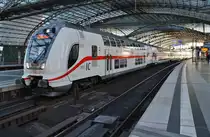 D-DB 50 80 86-81 857-4 steht am 18.3.2018  mit dem IC2432  Ostfriesland  von Berlin Ostbahnhof nach Norddeich Mole im Berliner Hauptbahnhof. Schublok war 146 576-4.