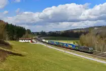 193 277 mit DGS 43945 am 29.03.2018 bei Vilshofen. 