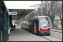 Triebwagen 660, Linie 31, Schottenring am 14.03.2018.