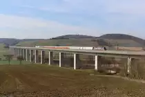 182 517 Hectorail mit dem Locomore 1818 (Stuttgart-Berlin) auf der Auetalbrücke bei Billerbeck am 30.03.2018
