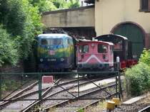 BR 103 220 mit ihrer Touristik Lackierung steht neben einer K�f und einer V36 im Verkehrsmuseum in Neustadt an der Weinstra�e. Aufgenommen am 27.05.07.