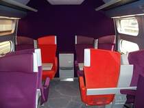 Abteil 2.Klasse im TGV POS 4406, diese Abteile gibt es je eins nur in den beiden Endwagen, aufgenommen am 27.05.2007.