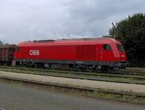 Eine �BB BR 2016 steht mit einem G�terzug auf der Lavanttalbahn von Klagenfurt nach Frantschach im Bahnhof Wolfsberg ( In K�rnten )am 01.08.06