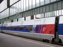 Zwischenwagen 2.Klasse im TGV POS 4406 am 27.05.2007 in Stuttgart Hbf, davon gibt es im Zug drei St�ck.