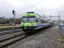 BLS - Triebwagen RBDe 4/4 566 241 bei der einfahrt in Aarberg als Regio nach Lyss am 31.03.2018
