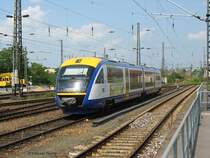 Ein Desiro der Lausitzbahn (connex) von Leipzig kommend verl�sst DD-Neustadt als LB 82663 nach G�rlitz.  Dieser Triebwagen tr�gt die Werbung  Lausitzer l�sst Fr�chte besser schmecken  - Dresden, 24.05.2007
