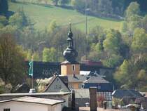BR 155 mit G�terzug f�hrt am 27.04.2007 �ber das Br�ckenviadukt in Ludwigsstadt