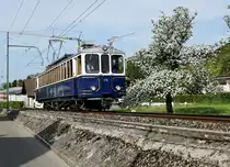 100 JAHRE BIPPERLISI
Bahnlinie Solothurn-Niederbipp
1918 bis 2018

Mit einem grossen Publikumsaufmarsch sowie vielen Attraktionen feierte das Bipperlisi am 28. April 2018 bei einer super Stimmung und herrlichem Wetter seinen 100. Geburtstag.

Frühlingsstimmung mit dem Buffetwagen Bre 4/4 116 bei Oberbipp.
Foto: Walter Ruetsch 