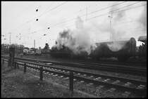 78 468 f�hrt mit einem Dampfzug am 27.05.07 Richtung K�ln Hauptbahnhof.